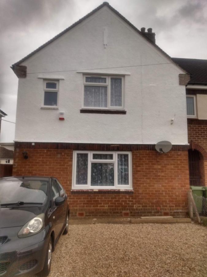 Cheltenham - 3 Bedroom, Parking, Disneyplus Exteriör bild